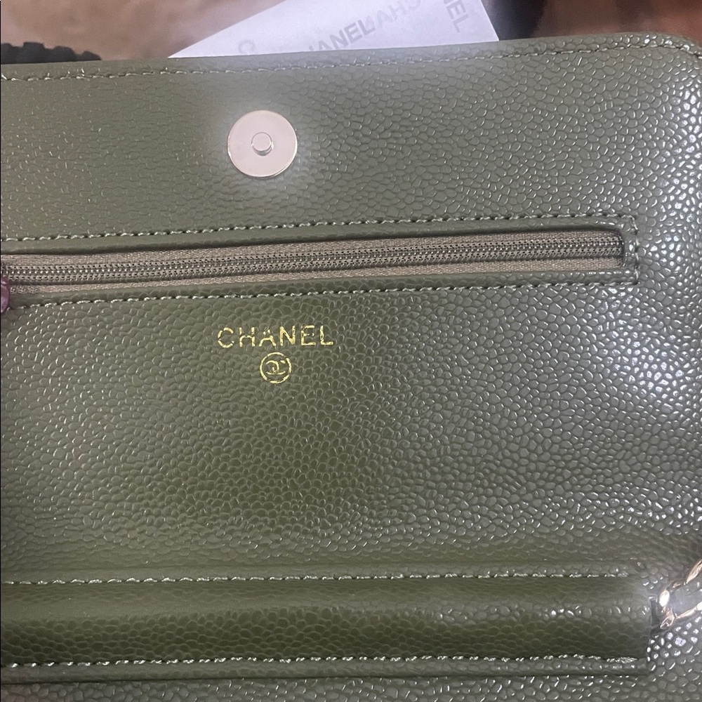 🥑 GREEN, GRAY OR LAVENDER soft quilted Crossbody Bag Wallet on braided chain - Picture 8 of 8